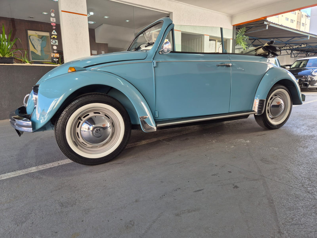 Volkswagen Fusca Azul