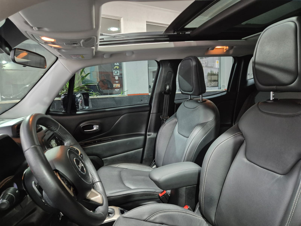 Jeep Renegade Preto