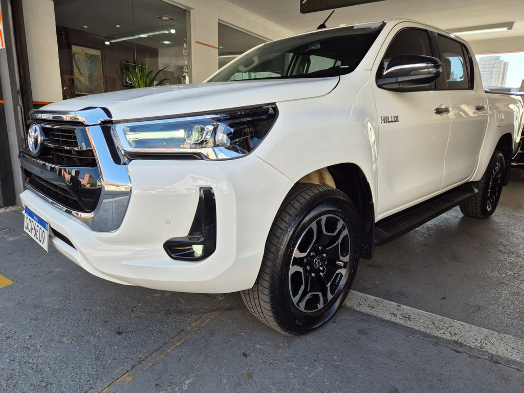 Toyota Hilux Branco