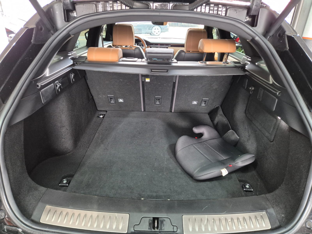 Land Rover Range Rover Preto