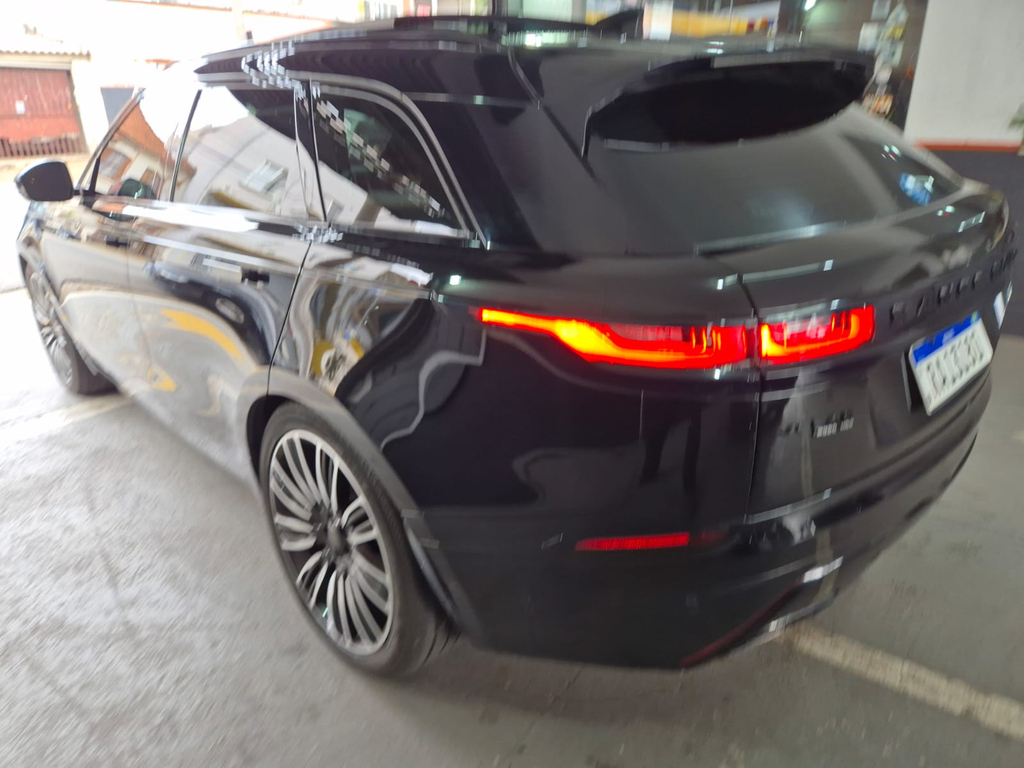 Land Rover Range Rover Preto