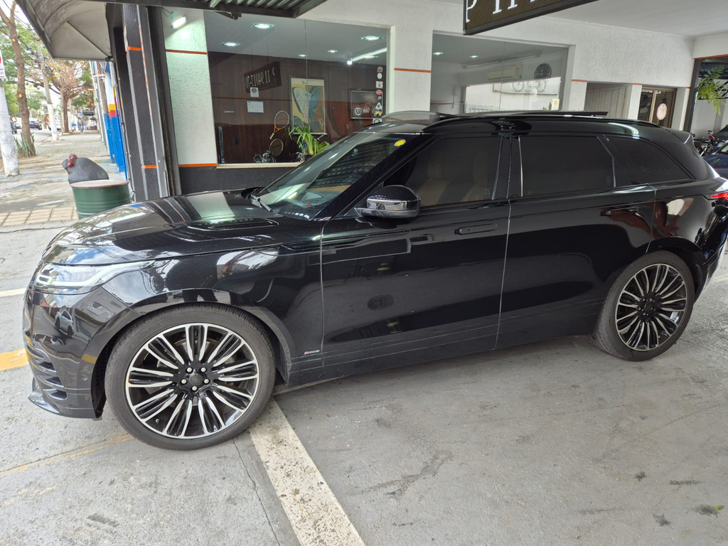 Land Rover Range Rover Preto