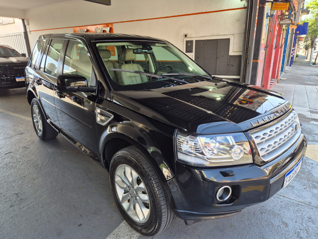 Land Rover Freelander 2 Preto