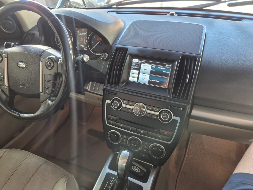 Land Rover Freelander 2 Preto