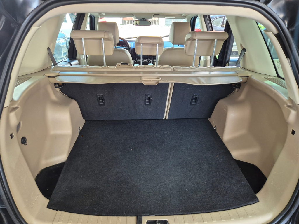 Land Rover Freelander 2 Preto
