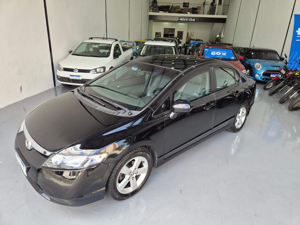 Honda Civic Preto