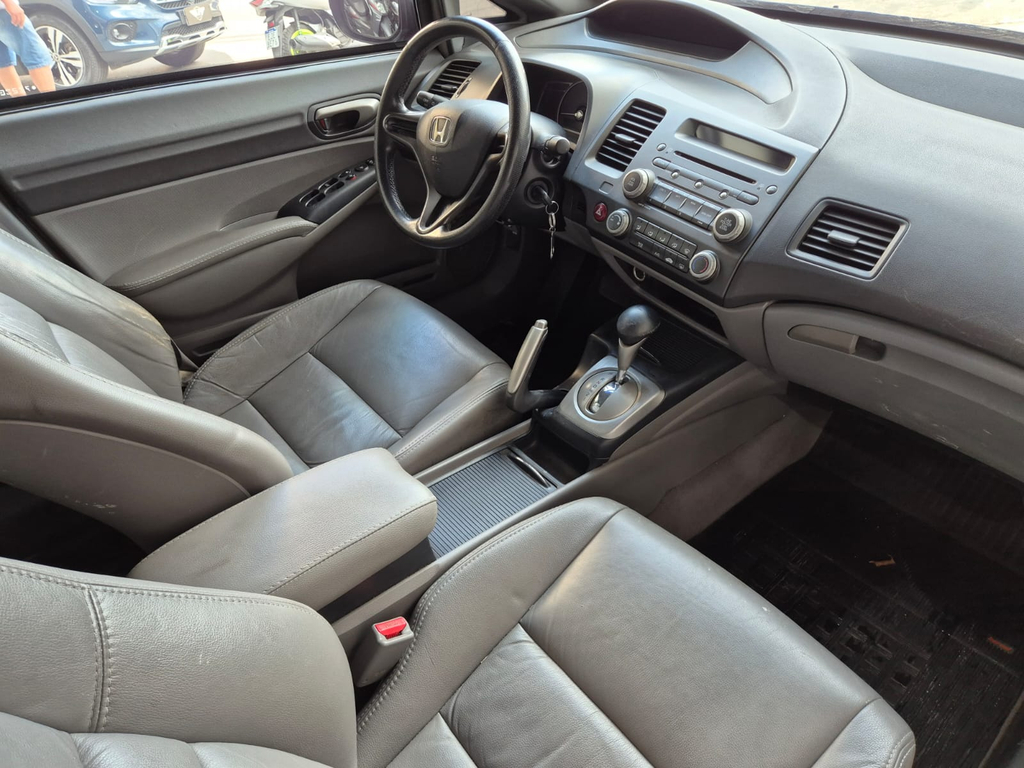 Honda Civic Preto