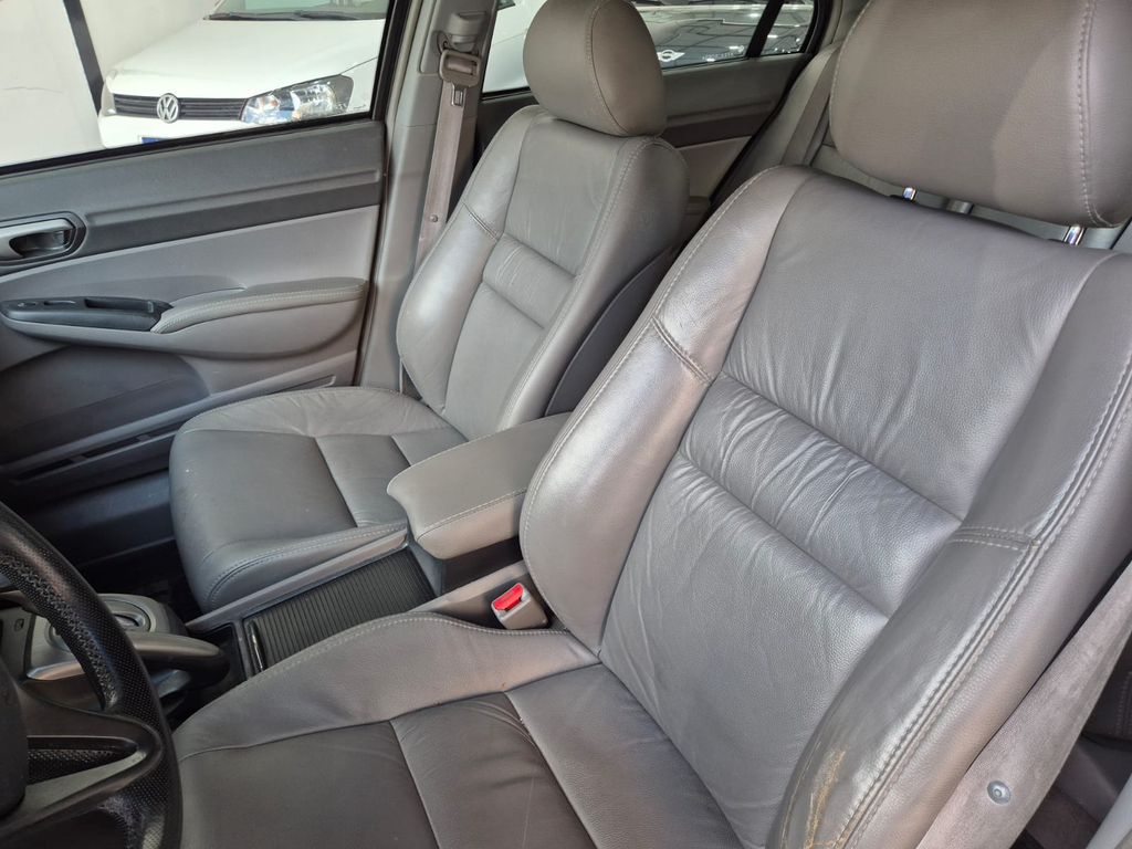 Honda Civic Preto
