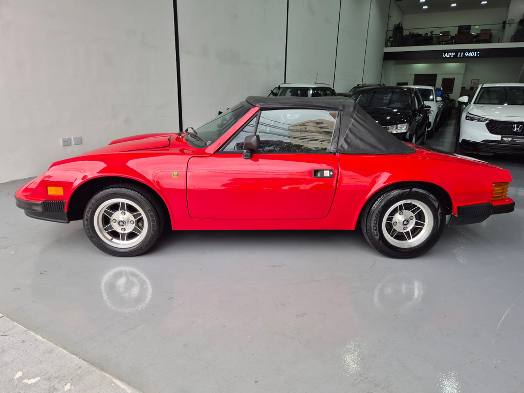 Volkswagen PUMA Vermelho