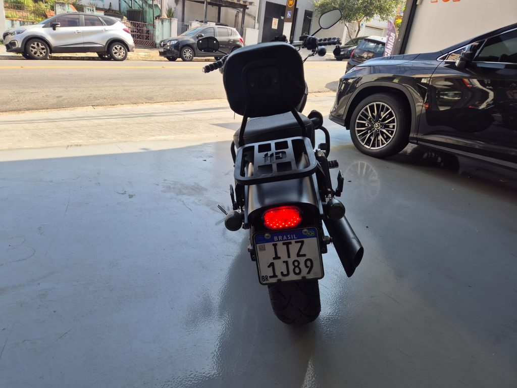 Harley-Davidson FAT Preto