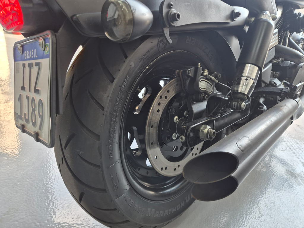 Harley-Davidson FAT Preto