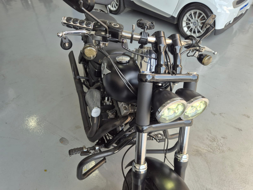 Harley-Davidson FAT Preto