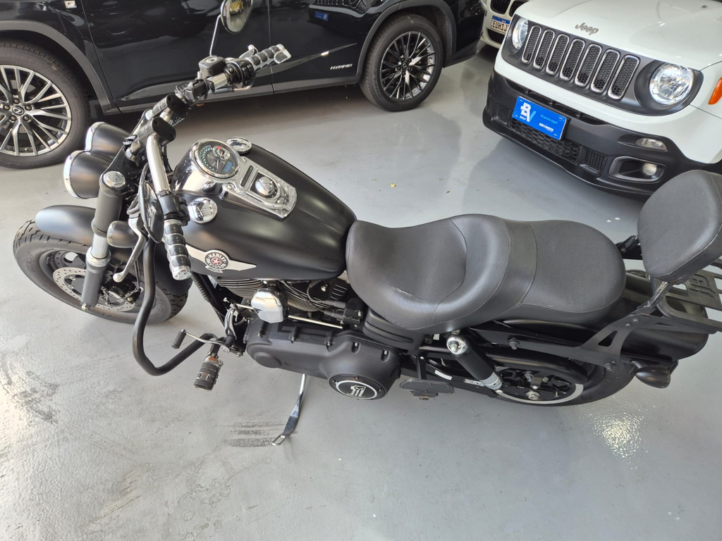Harley-Davidson FAT Preto