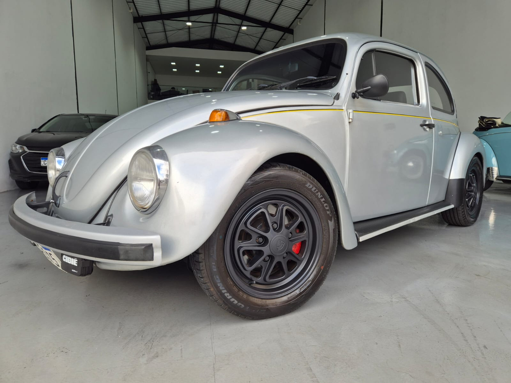 Volkswagen Fusca Cinza