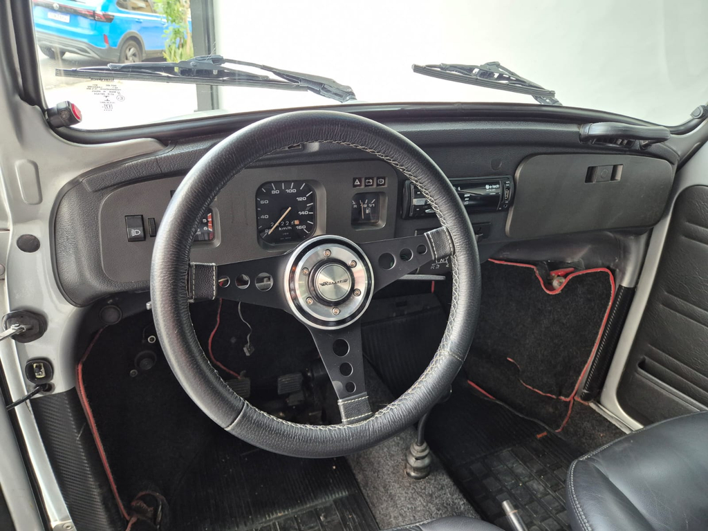 Volkswagen Fusca Cinza