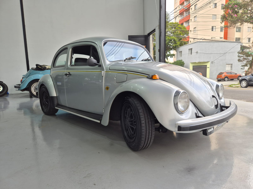 Volkswagen Fusca Cinza