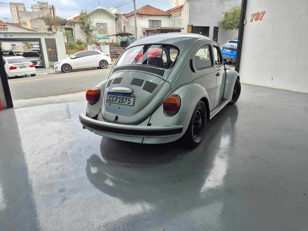 Volkswagen Fusca Cinza