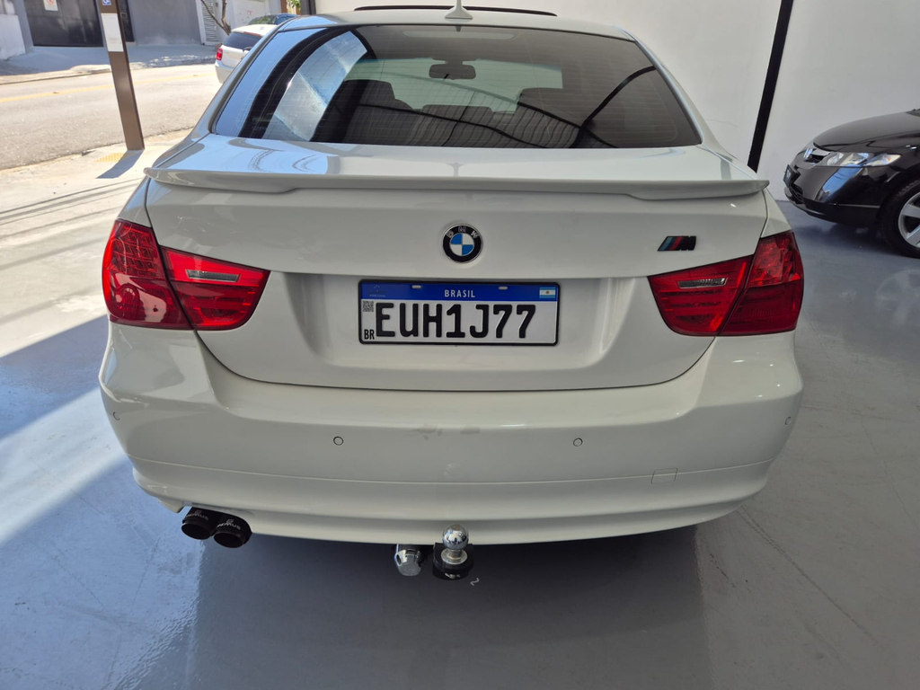 BMW 325iA Branco