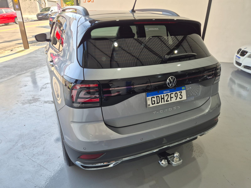 Volkswagen T-Cross Prata