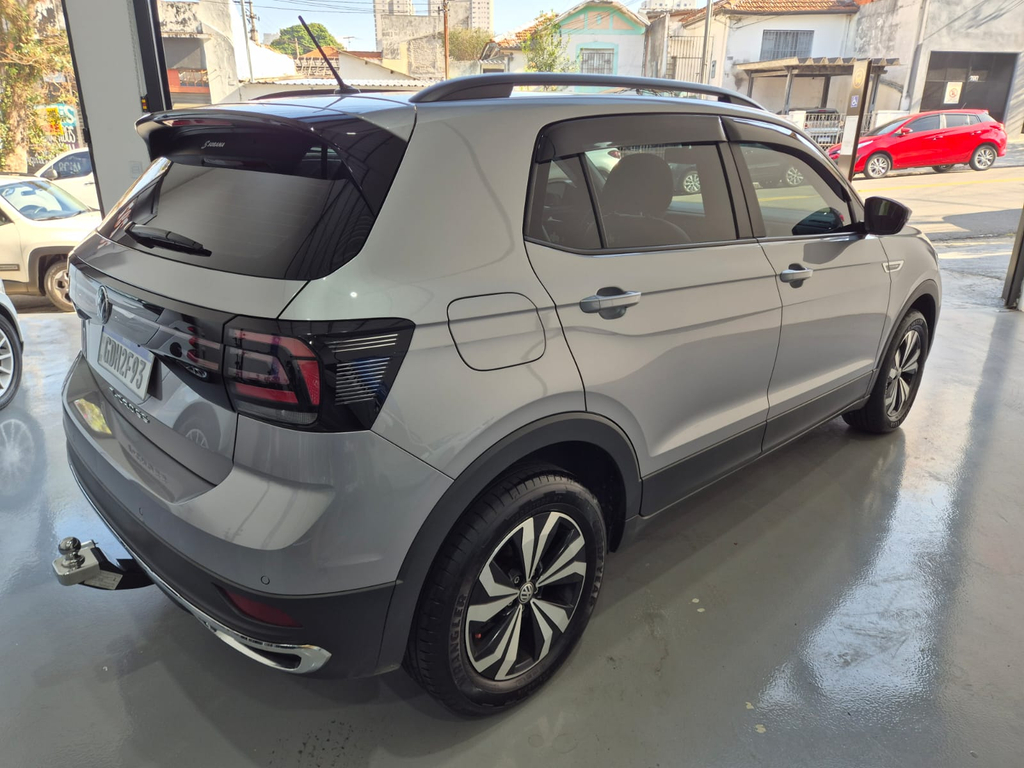 Volkswagen T-Cross Prata
