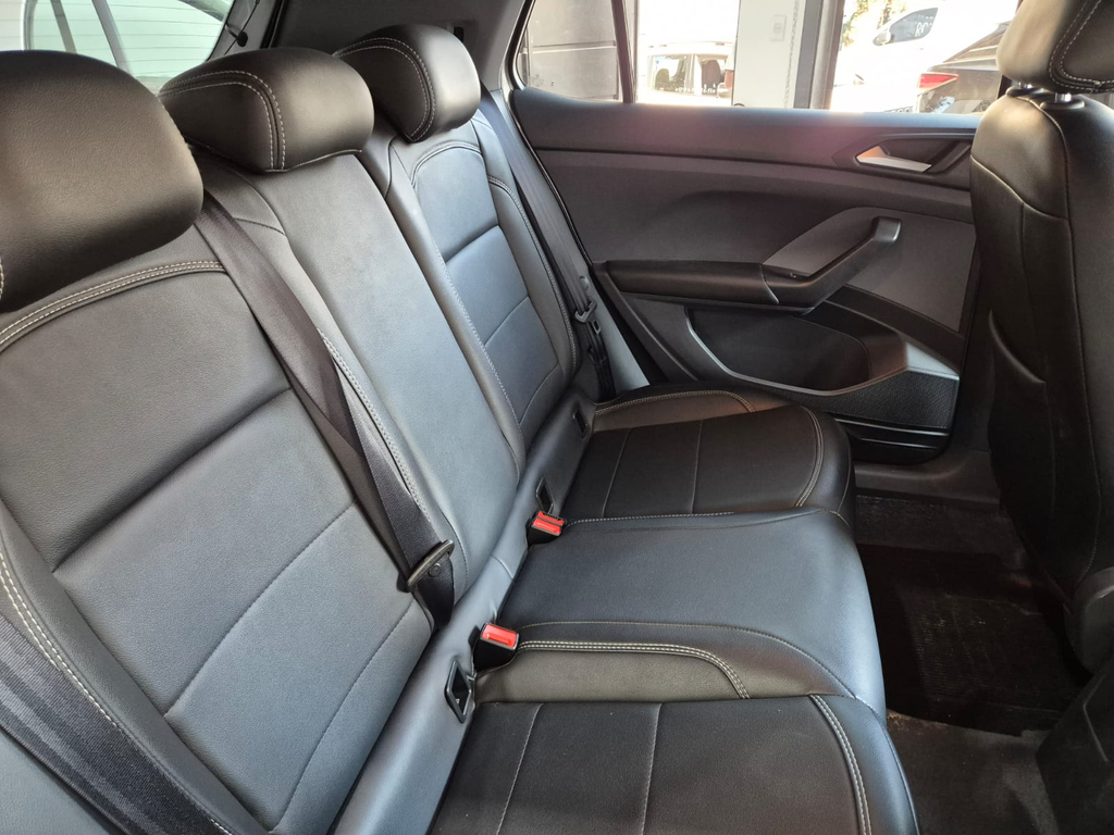 Volkswagen T-Cross Prata