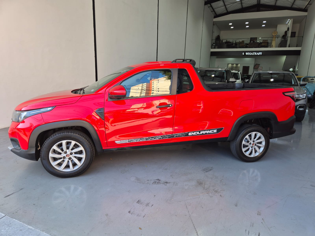 Fiat Strada Vermelho