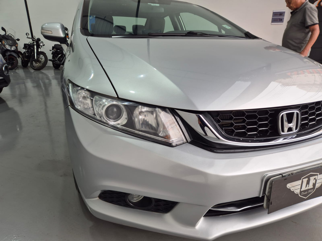 Honda Civic Sedan Prata