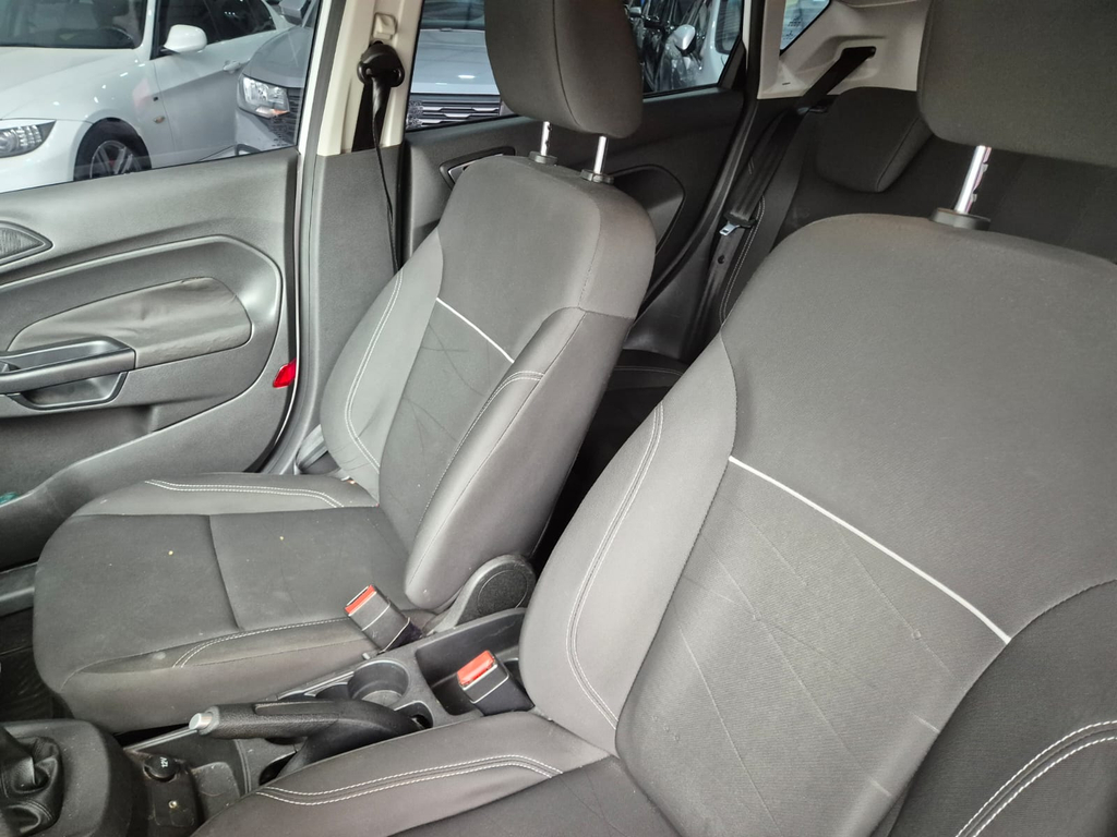 Ford New Fiesta Hatch Branco