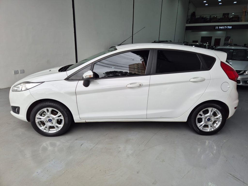 Ford New Fiesta Hatch Branco
