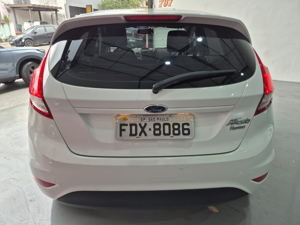 Ford New Fiesta Hatch Branco