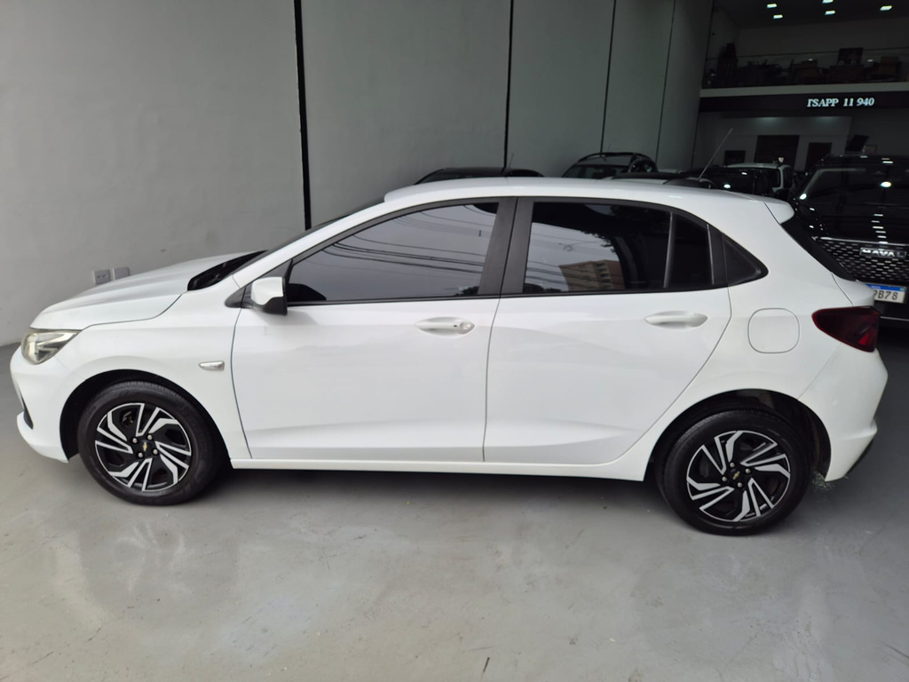 Chevrolet Onix Branco