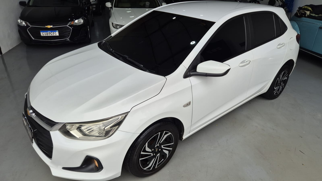 Chevrolet Onix Branco