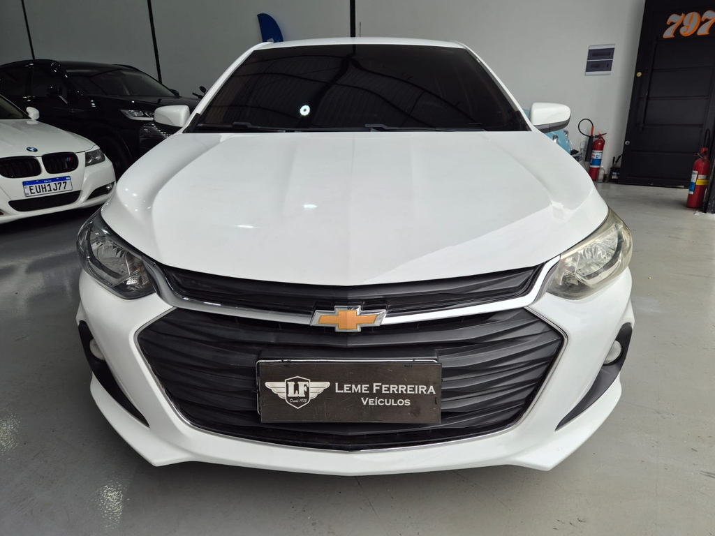 Chevrolet Onix Branco