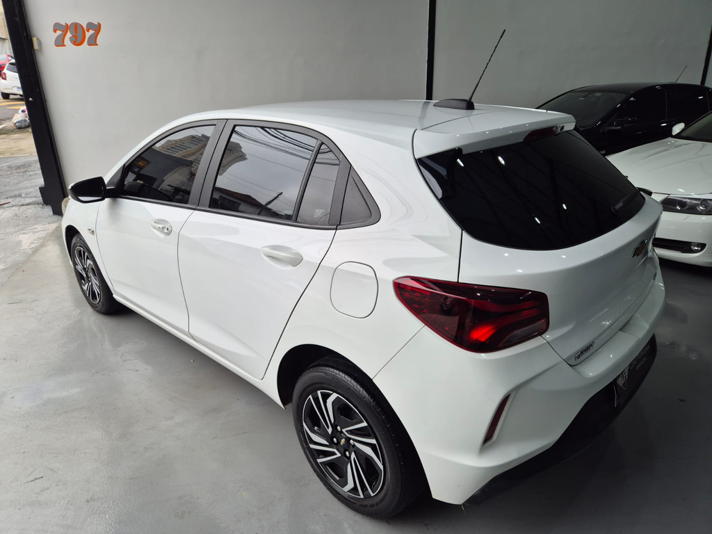 Chevrolet Onix Branco