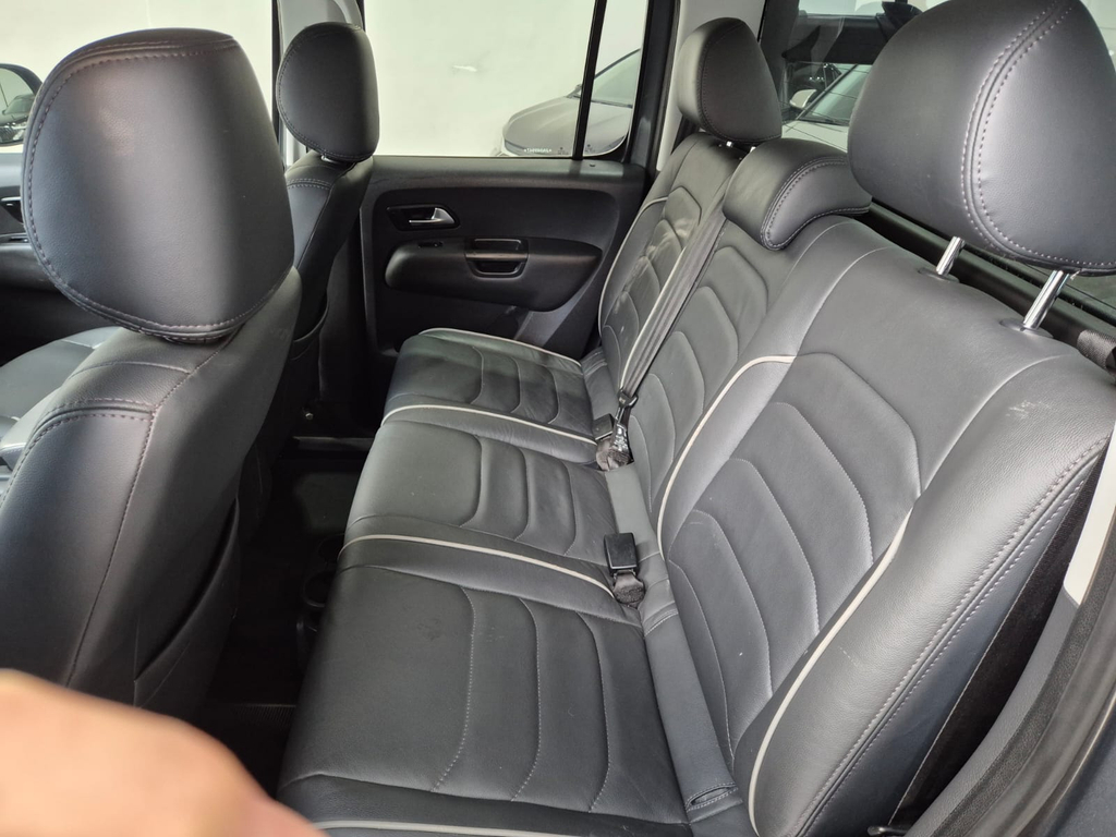 Volkswagen Amarok Cinza