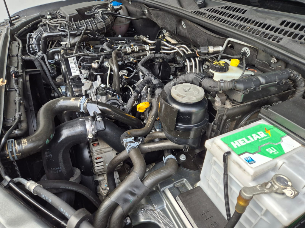 Volkswagen Amarok Cinza