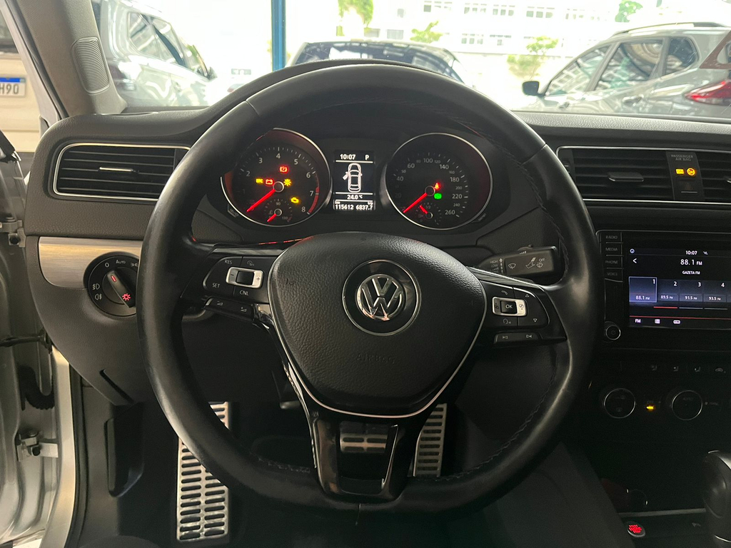 Volkswagen Jetta Prata