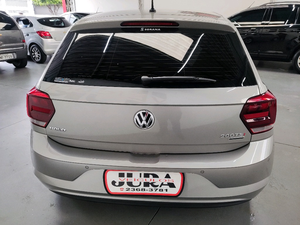 Volkswagen Polo Hatch Prata