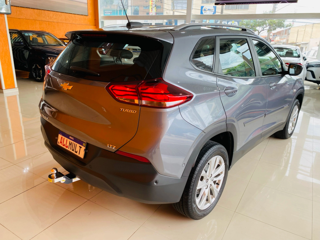 Chevrolet Tracker Cinza