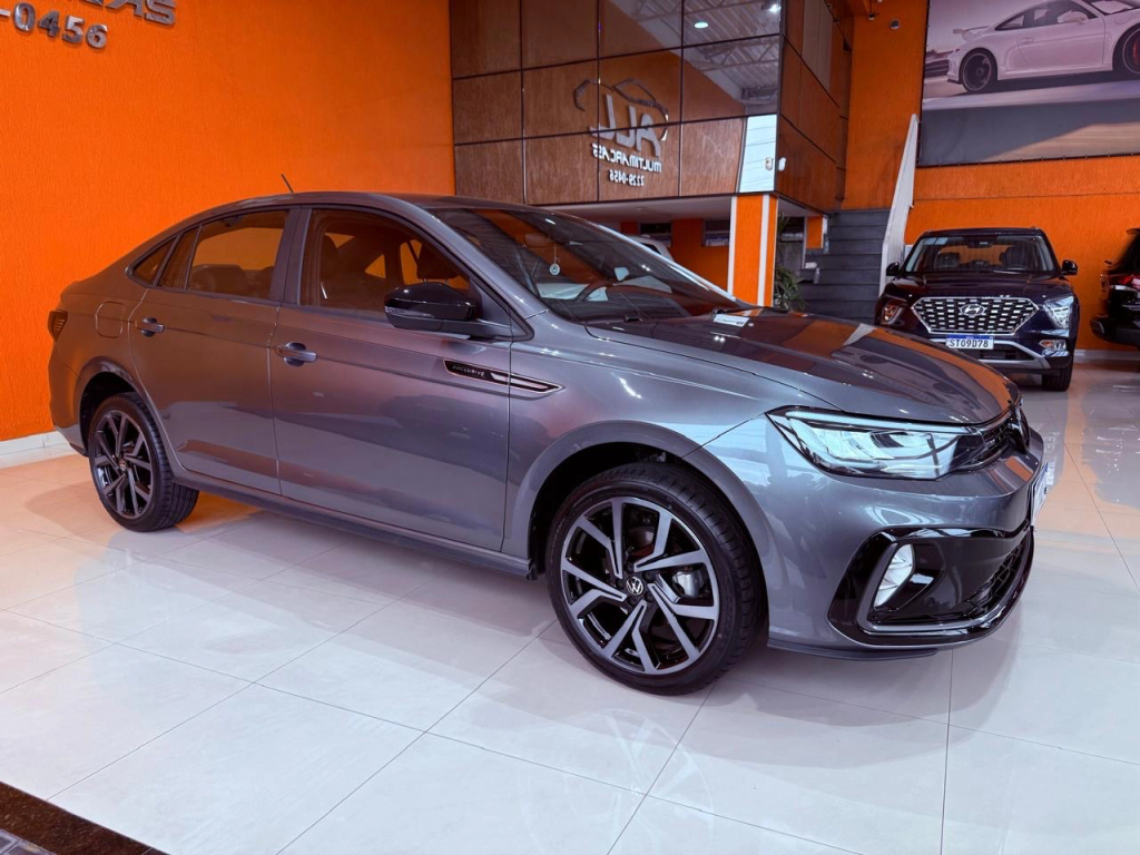 Volkswagen Virtus Cinza