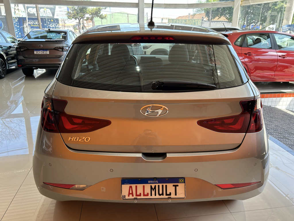 Hyundai HB20 Prata