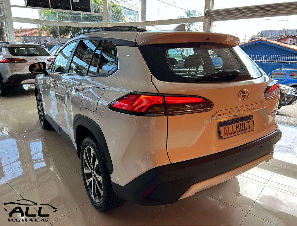 Toyota Corolla Cross Branco