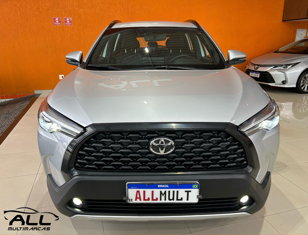 Toyota Corolla Cross Prata