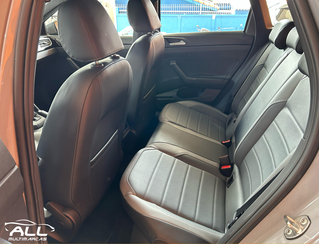 Volkswagen Nivus Cinza