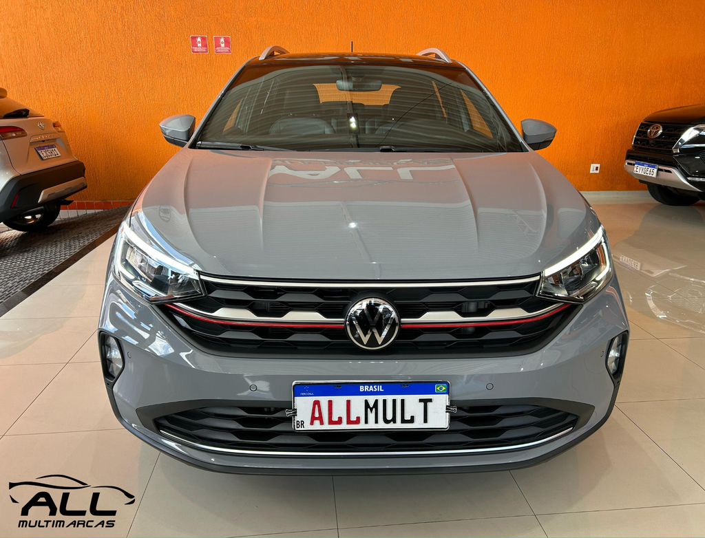 Volkswagen Nivus Cinza