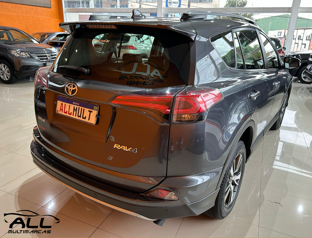 Toyota RAV4 Cinza