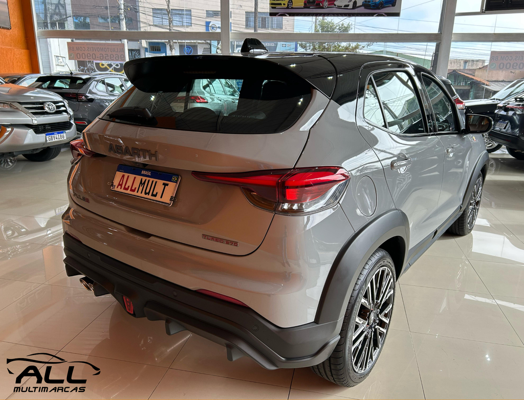 Fiat PULSE Cinza