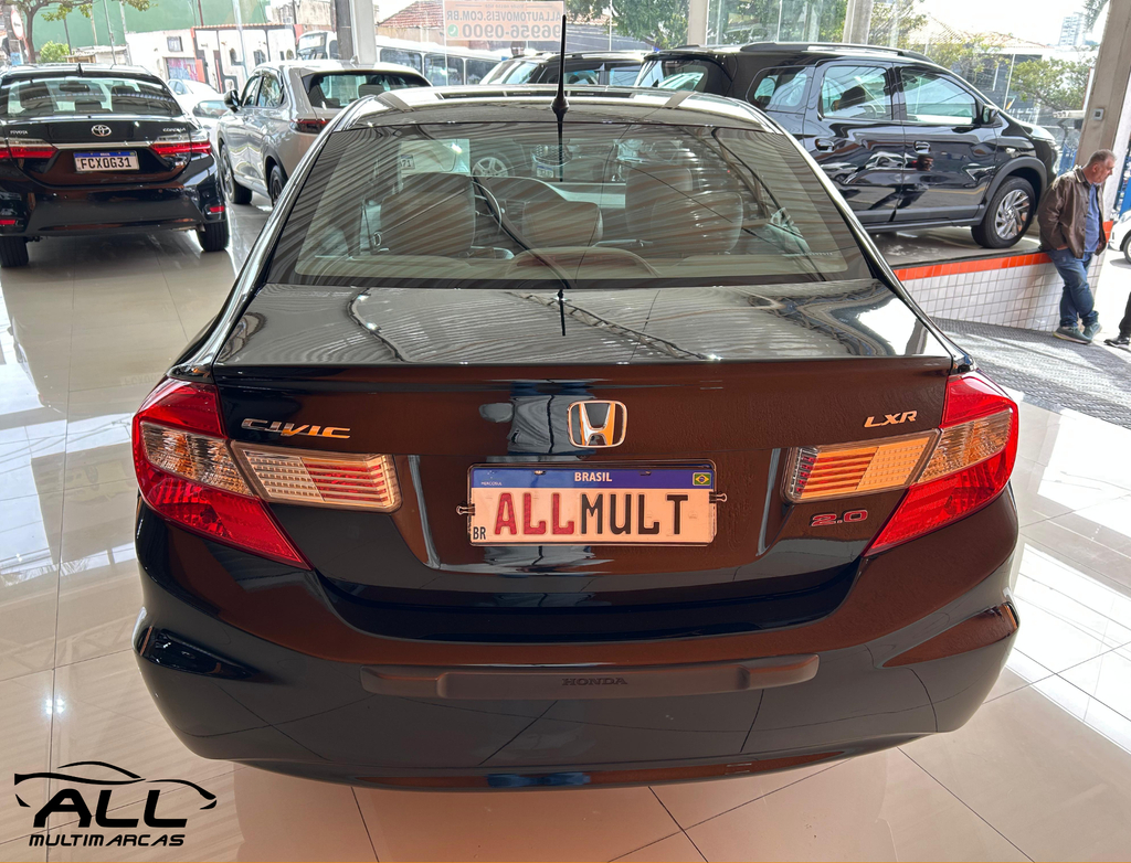 Honda Civic Preto
