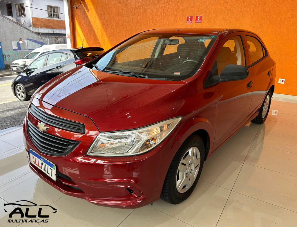 Chevrolet Onix Vermelho