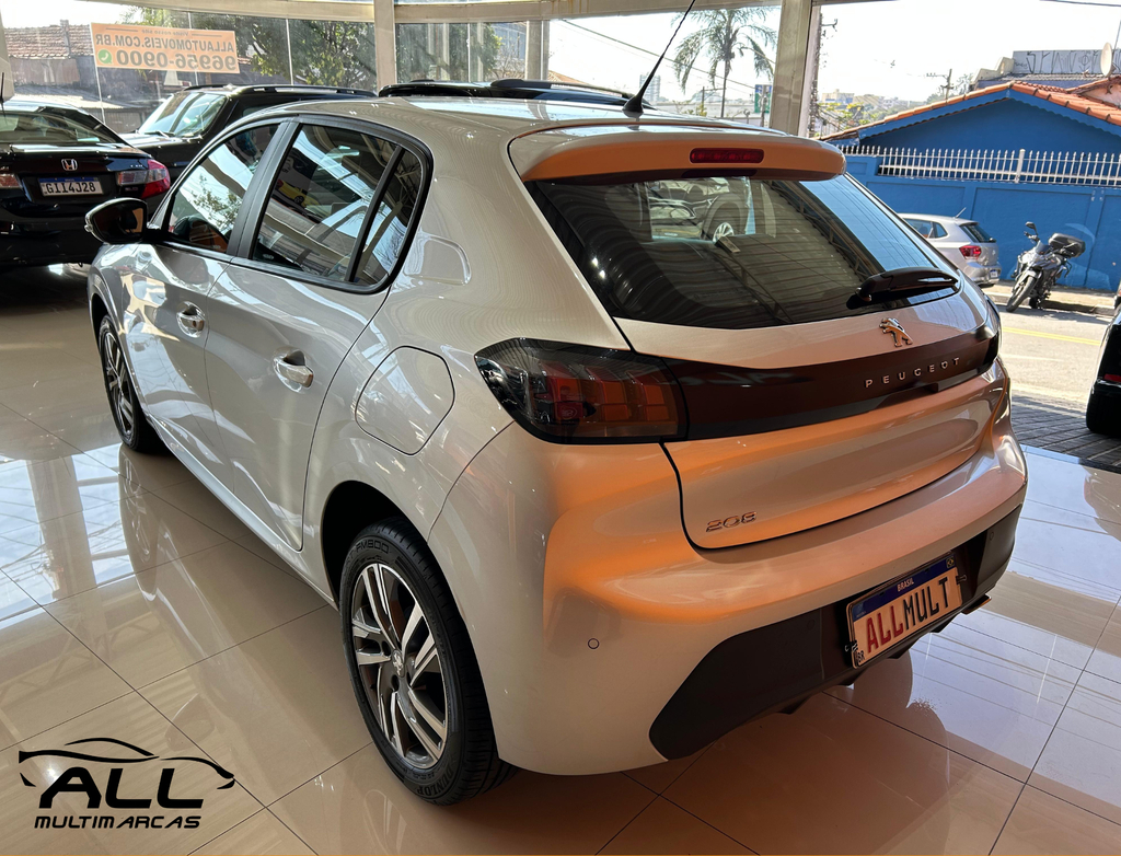 Peugeot 208 Prata